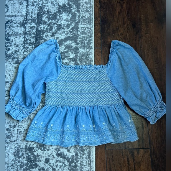 American Eagle Chambray Smocked Babydoll Square Neck Top size S - Picture 6 of 10